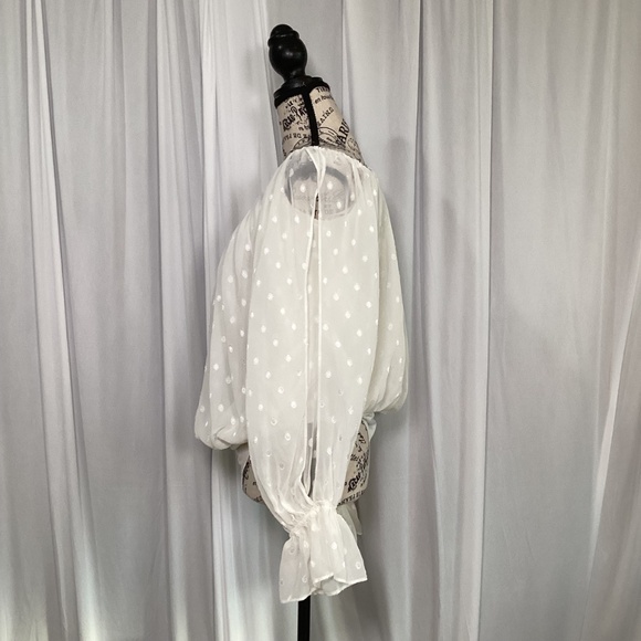 1568. Express Cream Colored Body Suit NWT Size L - Picture 3 of 5